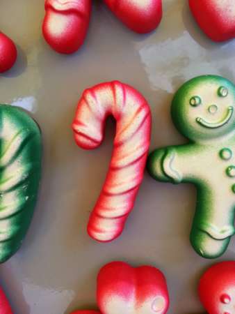 alt:"magnets-calamite-gesso-ceramica-christmas-decorations"