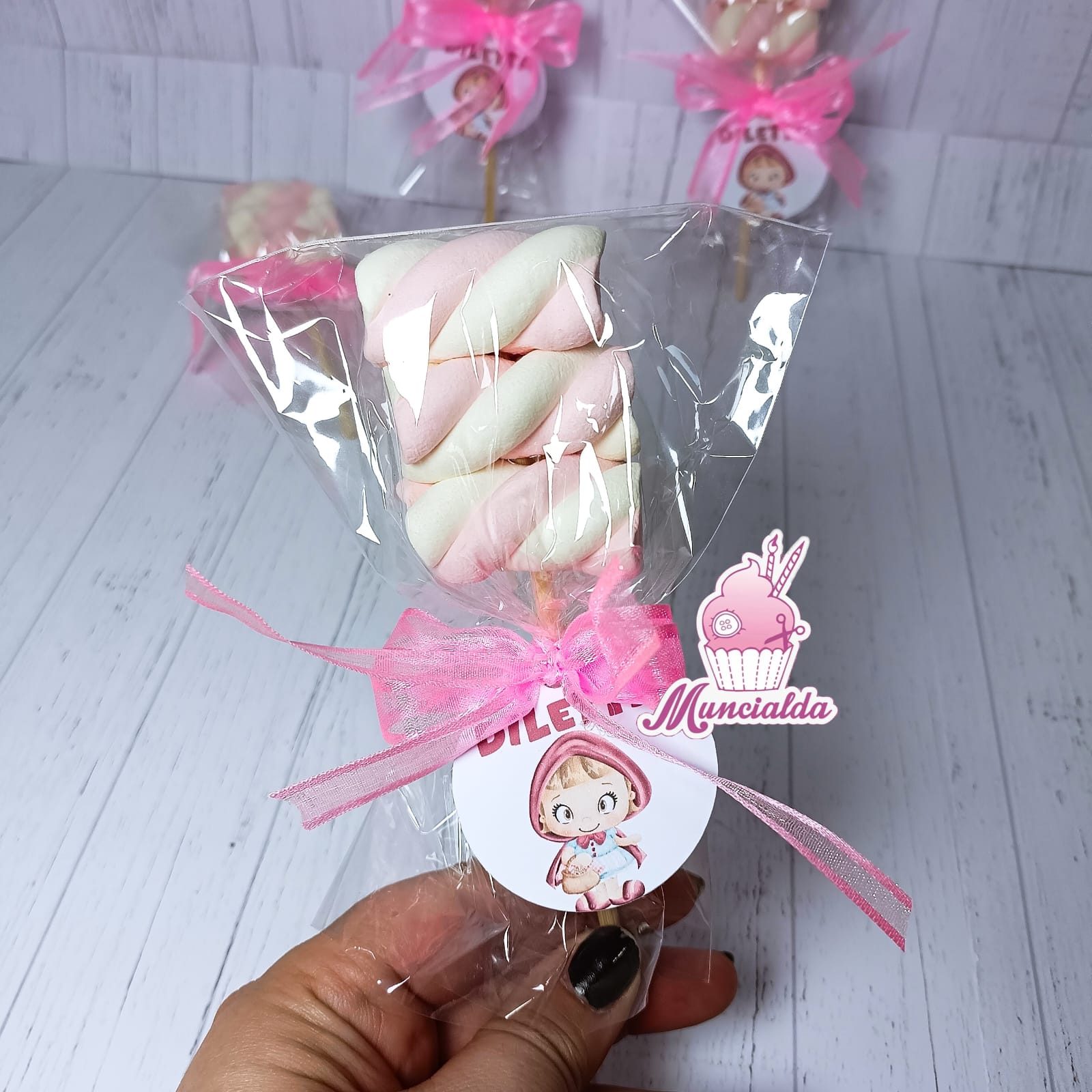 Spiedini marshmallow Cappuccetto rosso